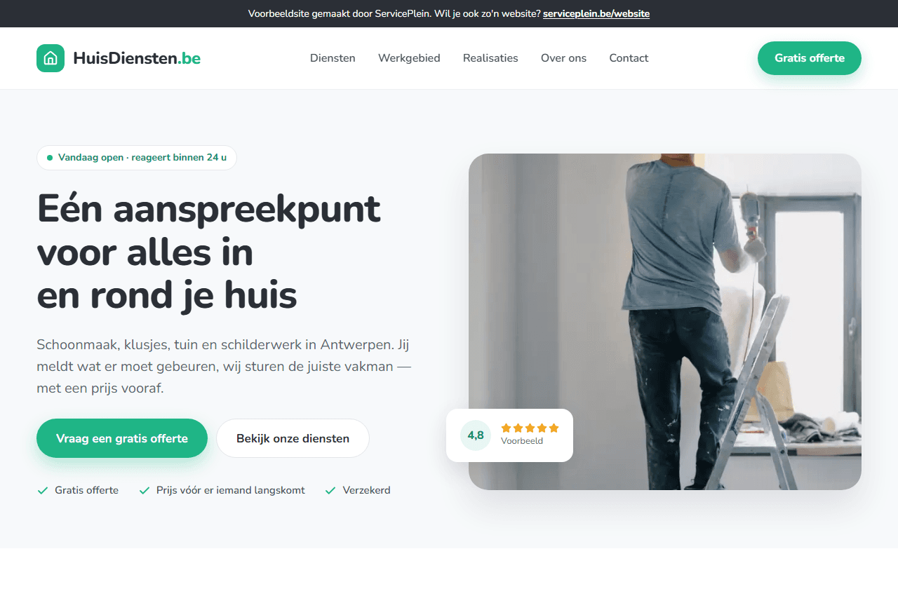 Homepage van de voorbeeldsite: de titel "Eén aanspreekpunt voor alles in en rond je huis", de knoppen "Vraag een gratis offerte" en "Bekijk onze diensten", een foto van een schilder en vier dienstkaarten